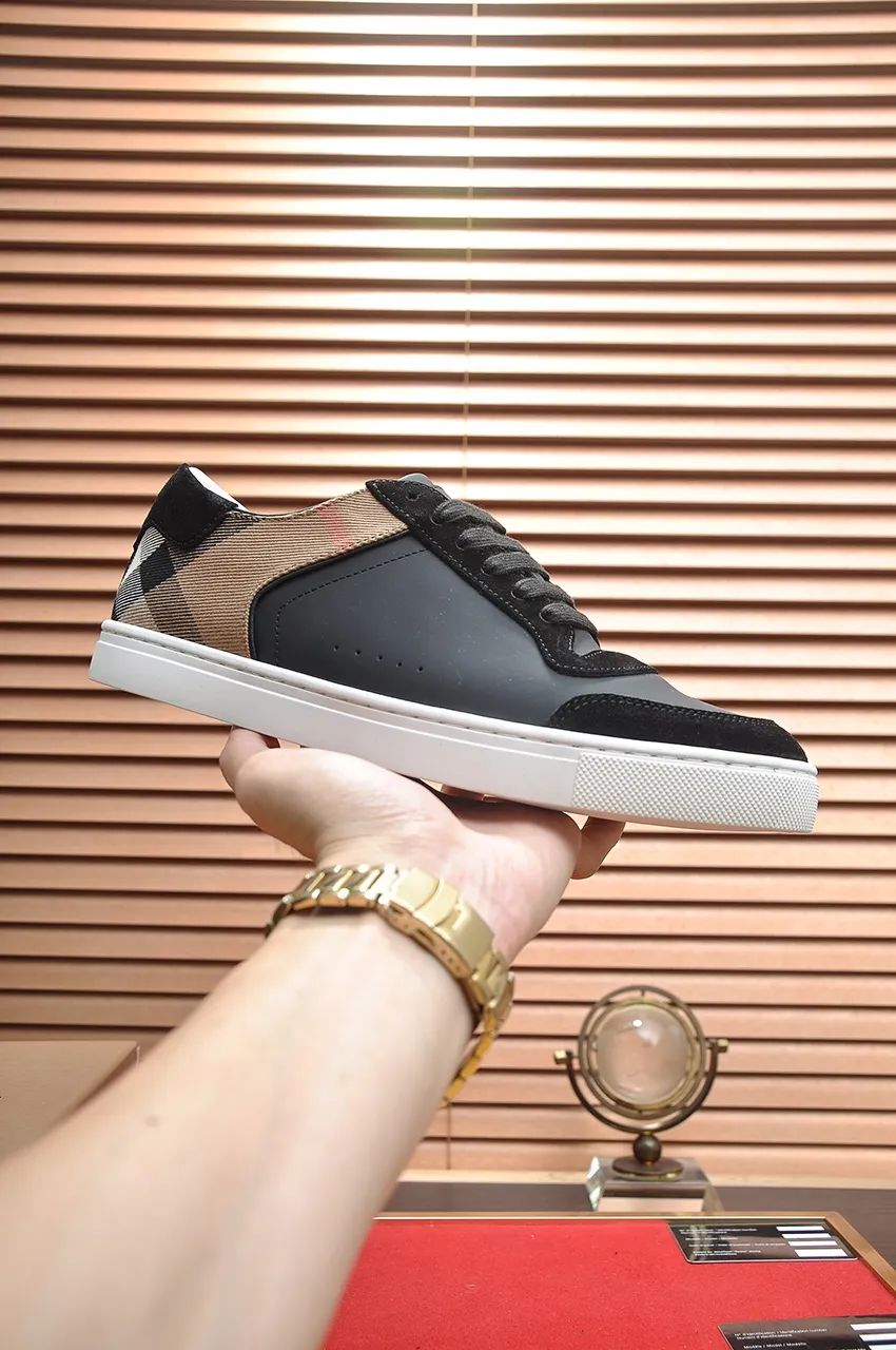 Men's shoes💰480💶[Burberry] (cowhide lining) classic low-top sneakers｜Imported cowhide with classic plaid fabric｜Cow leather lining｜Original outsole｜Fine workmanship and comfortable to wear Size: 38-44 (customized at 45)